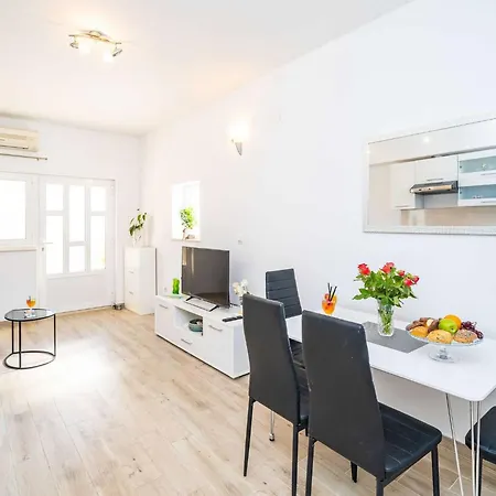 Bla Evi - One Bedroom With Terrace And View